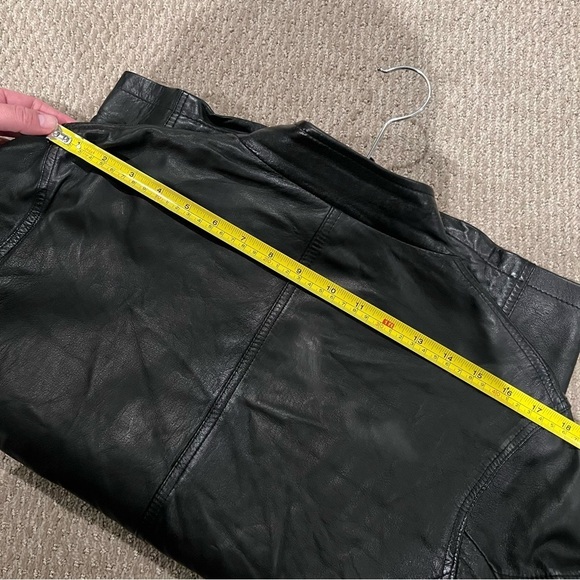 ADAM Women's Black 100% Leather Italian Made Long Sleeve Full-Zip Jacket - Picture 7 of 9